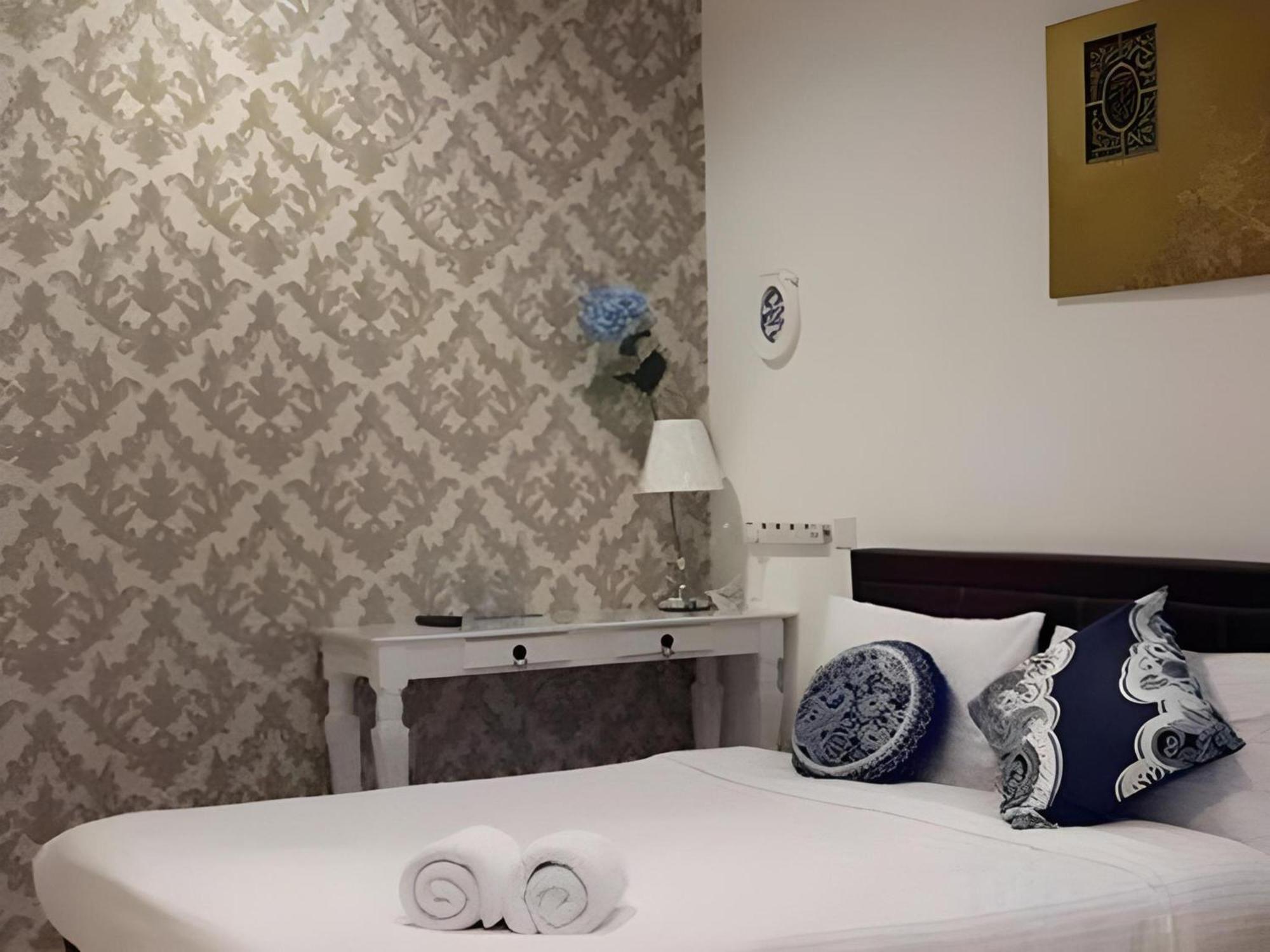 Oyo 91068 Elephant House Boutique Hotel 조지타운 외부 사진